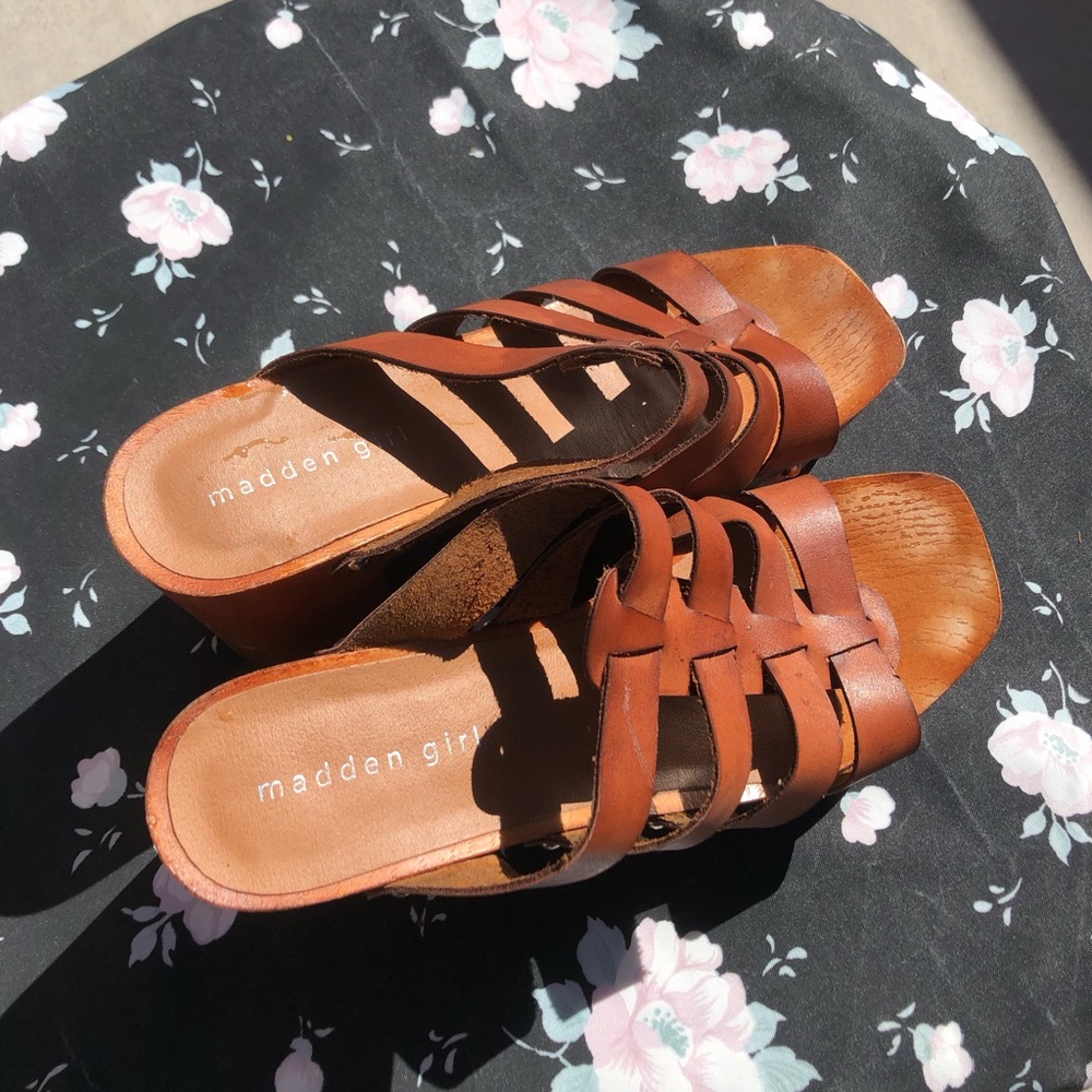 2 Pair Bundle Medium Heels Lightweight - image 2